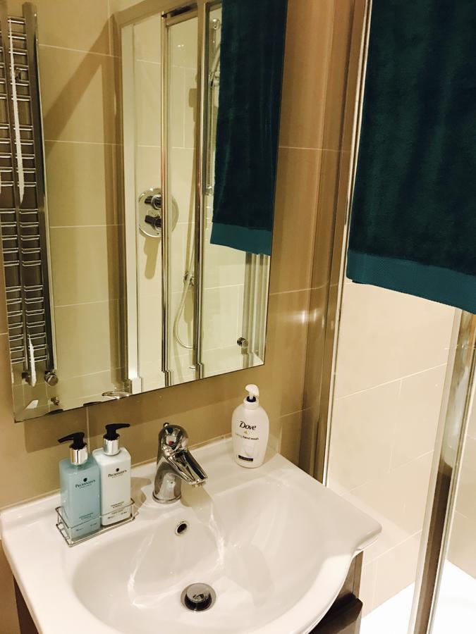 2 Drummond B&B ロンドンデリー エクステリア 写真